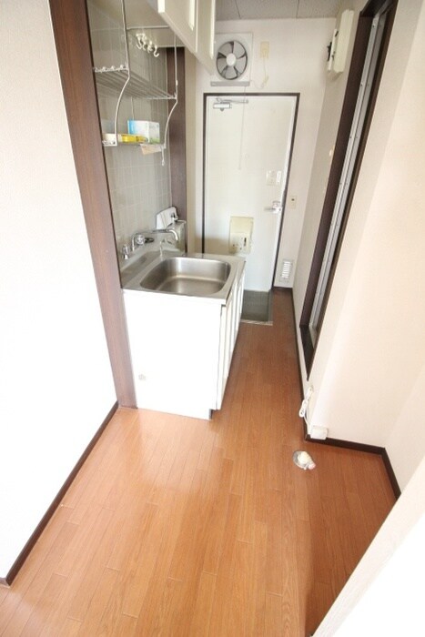 物件内観写真13　(廊下)