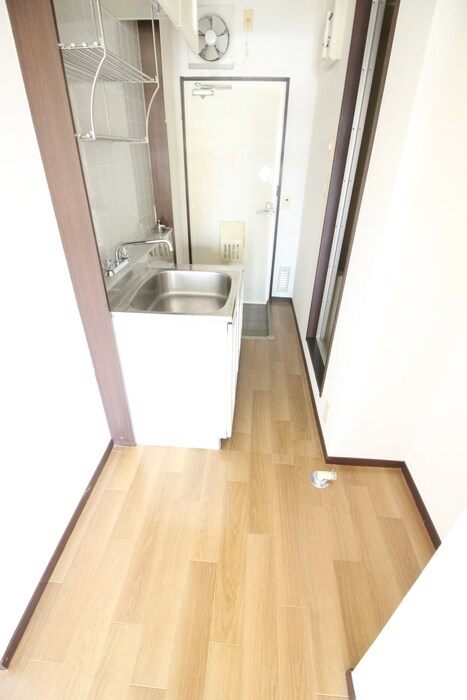 物件内観写真19　(廊下)