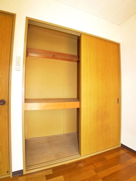 物件内観写真9　(収納)