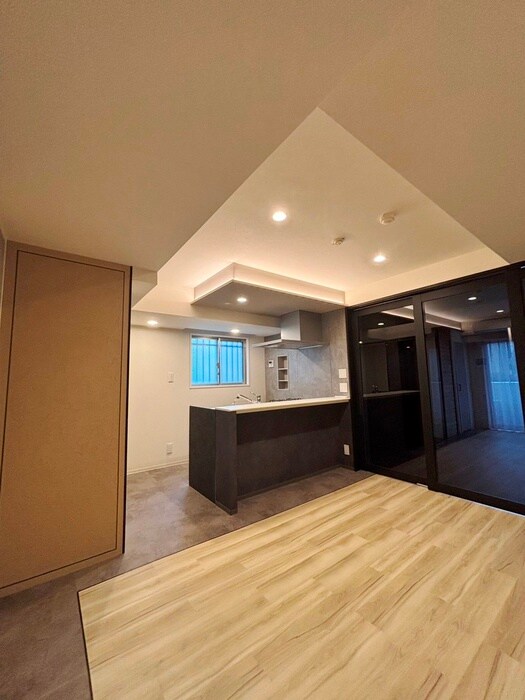 物件内観写真4　(居室)