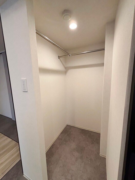 物件内観写真13　(収納)