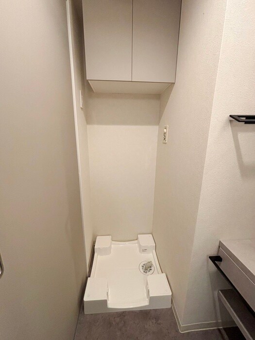 物件内観写真15　(洗濯機置場)