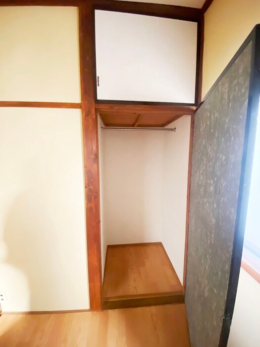 物件内観写真12　(収納)