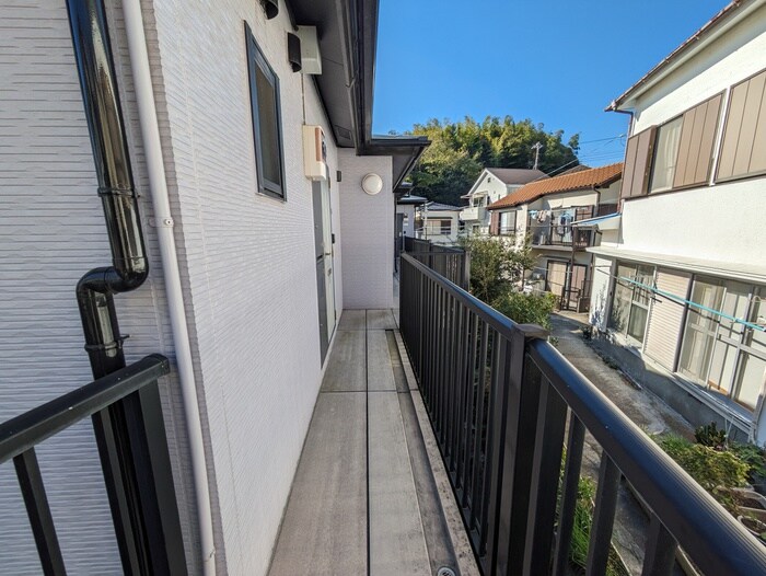 物件外観写真5　(エントランス部分)