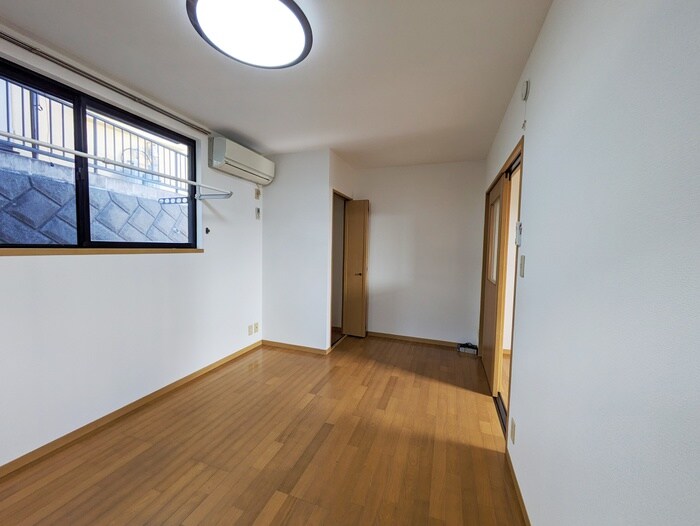 物件内観写真17　(居室)