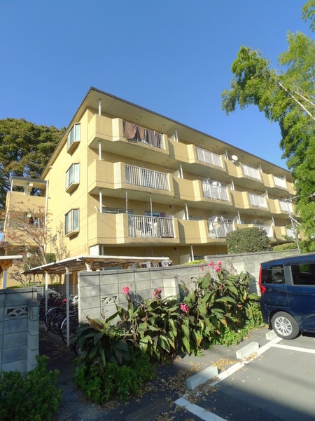 信栄マンション外観写真