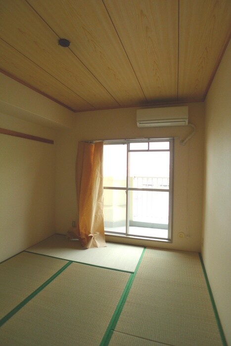 物件内観写真12　(居室)