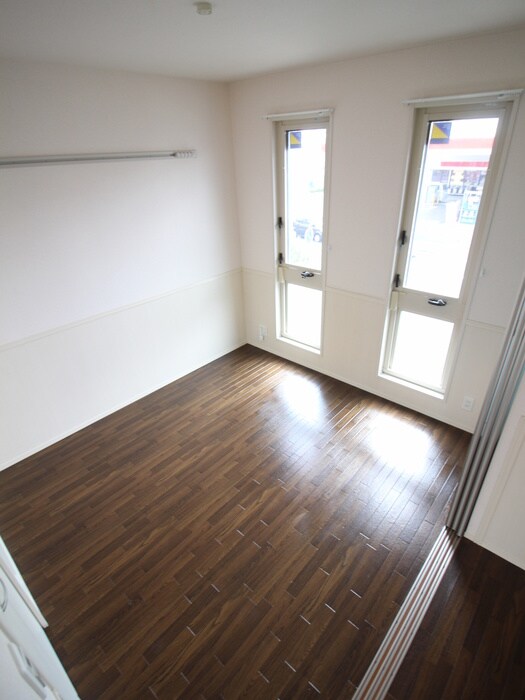 物件内観写真5　(居室)