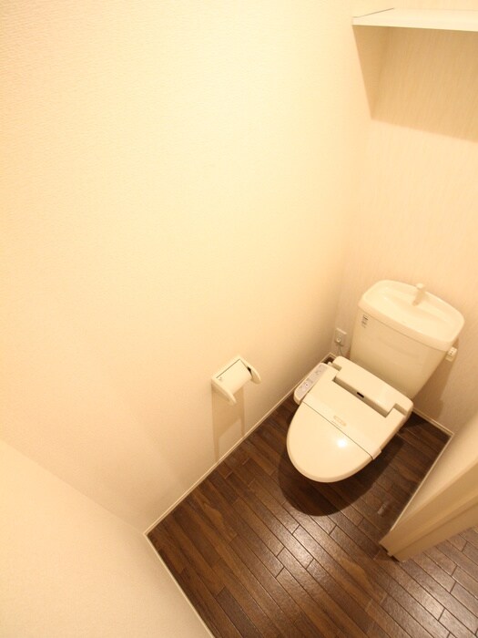 物件内観写真9　(トイレ)