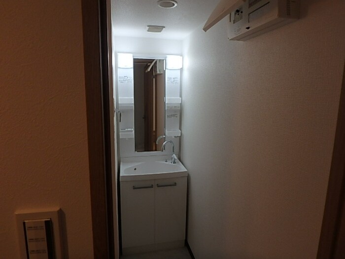 物件内観写真15　(洗面)