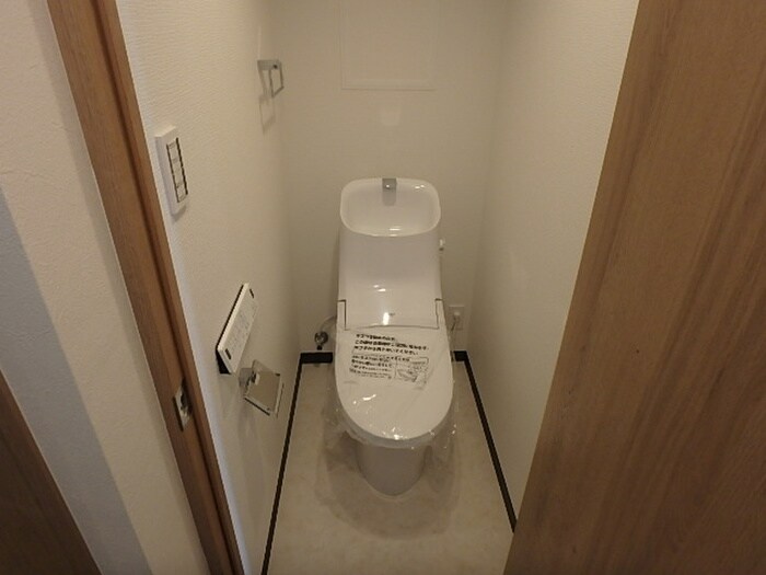 物件内観写真17　(トイレ)