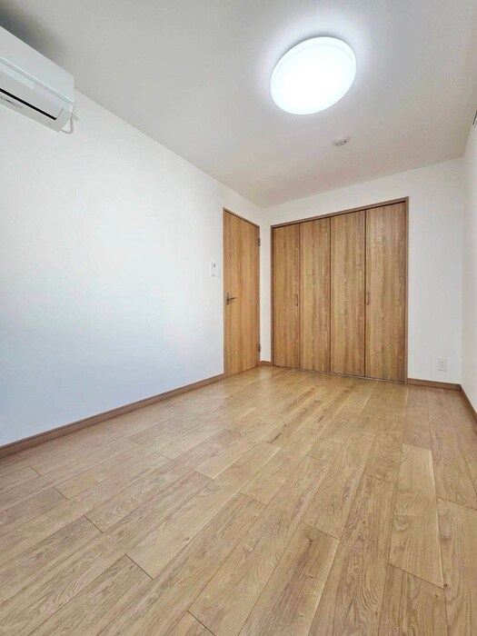 物件内観写真18　(居室)