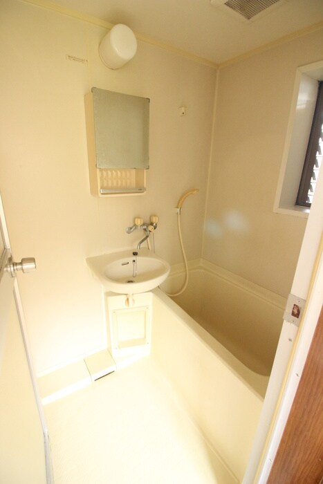 物件内観写真13　(バス／シャワールーム等)