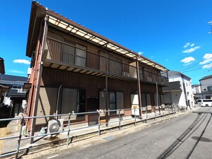 ハウスタカハシＢ棟外観写真