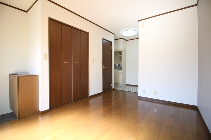 物件内観写真8　(居室)