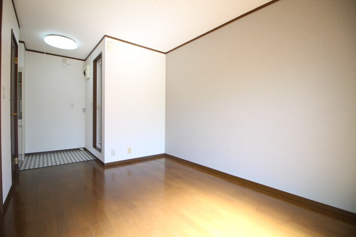 物件内観写真9　(居室)