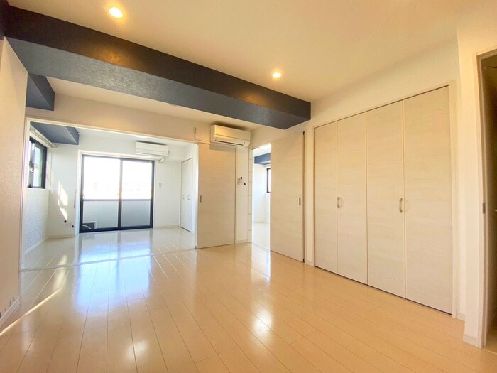 物件内観写真8　(居室)