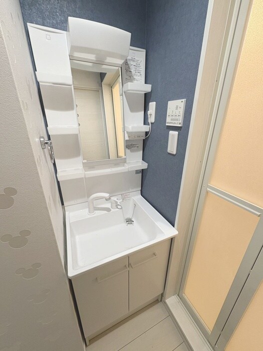 物件内観写真11　(洗面)