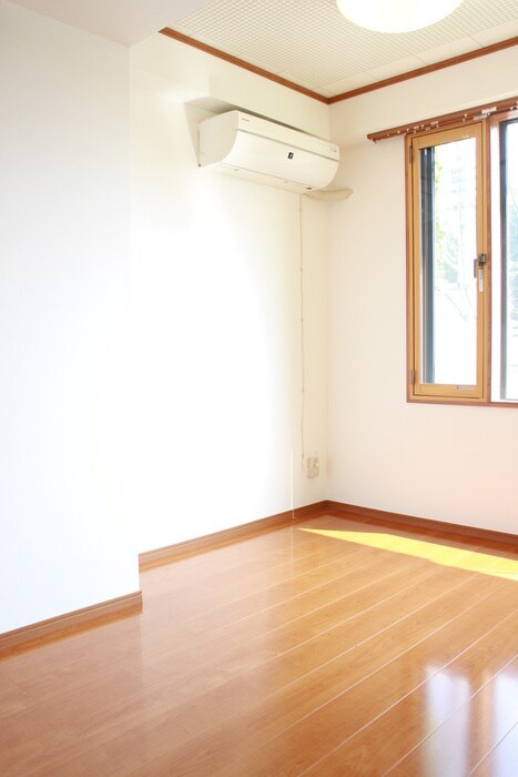 物件内観写真6　(居室)