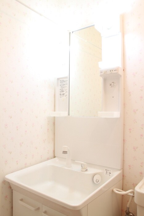 物件内観写真8　(洗面)