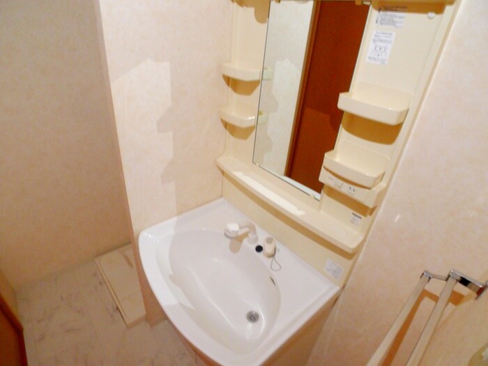 物件内観写真13　(洗面)