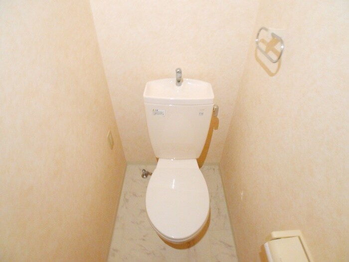 物件内観写真14　(トイレ)