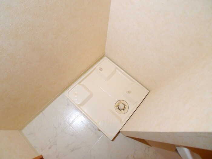 物件内観写真22　(洗濯機置場)