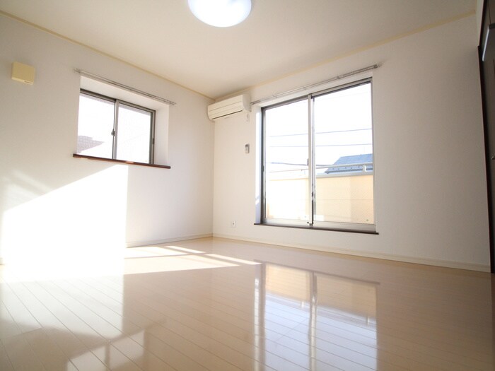 物件内観写真7　(居室)