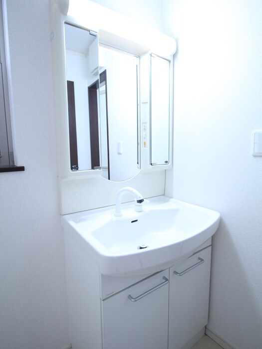 物件内観写真13　(洗面)