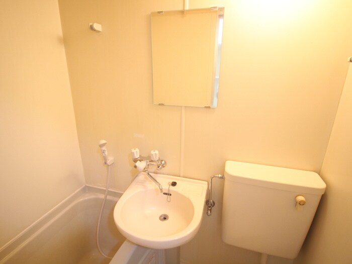 伊東ビル２の洗面