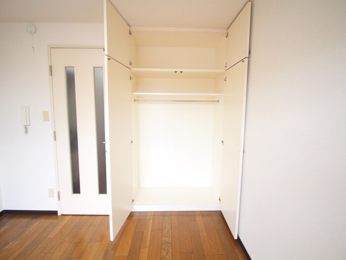 伊東ビル２の収納