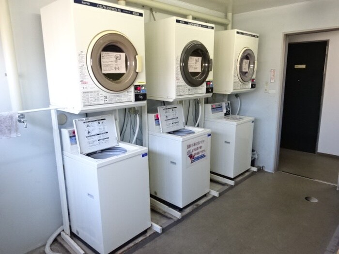 物件外観写真4　(建物設備)