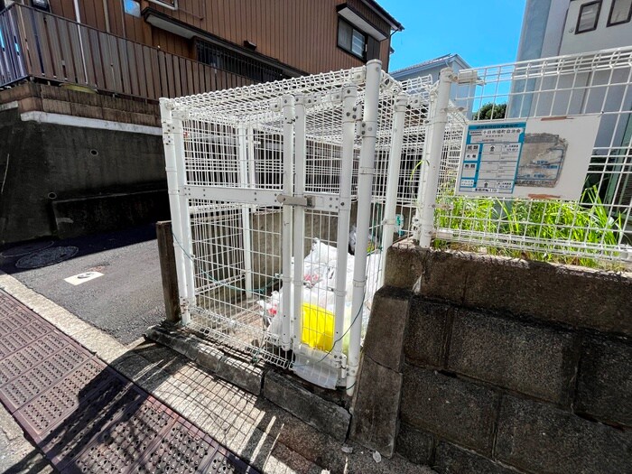 物件外観写真6　(建物設備)