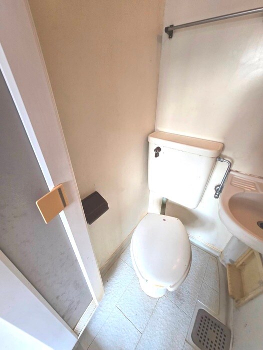 物件内観写真16　(トイレ)