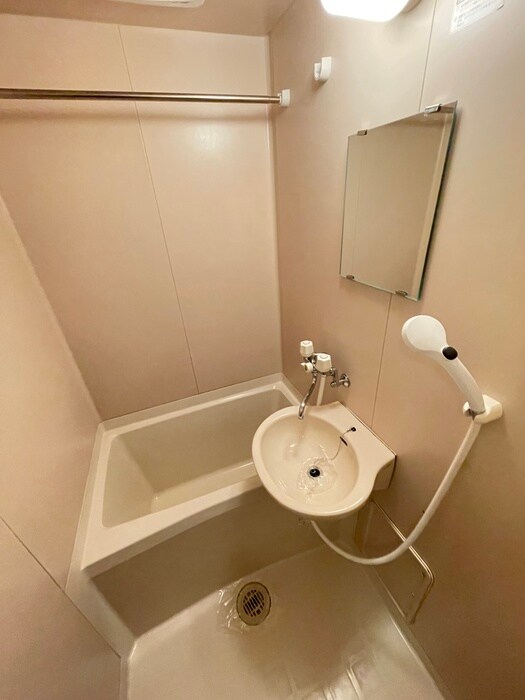 物件内観写真9　(バス／シャワールーム等)