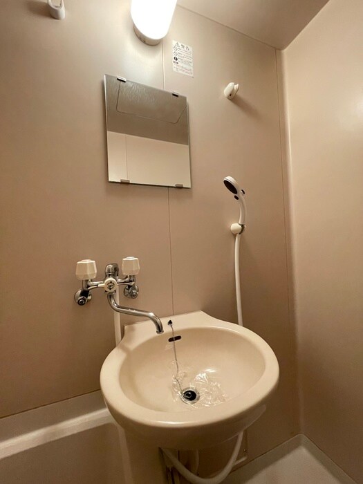 物件内観写真10　(洗面)