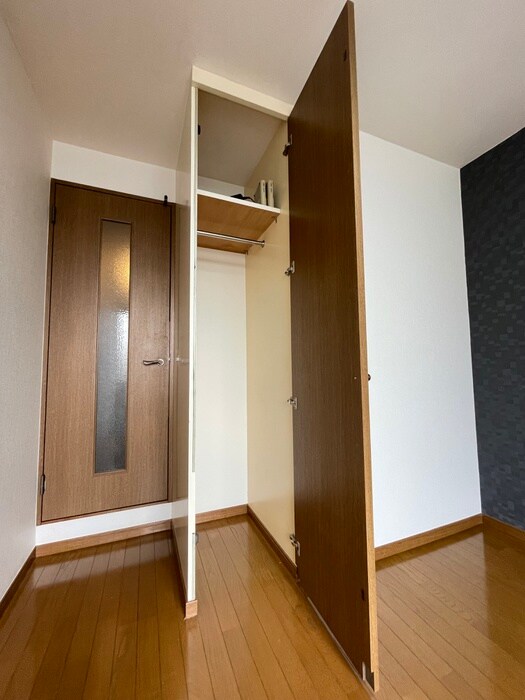 物件内観写真12　(収納)