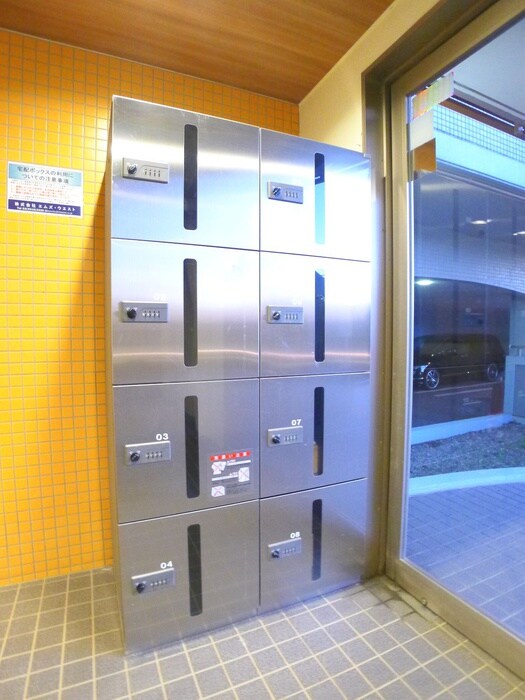 物件外観写真4　(建物設備)