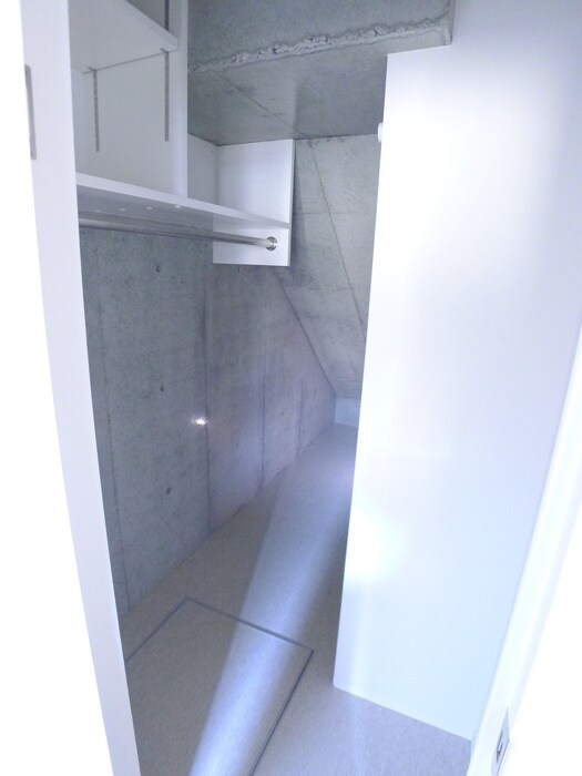 物件内観写真16　(収納)