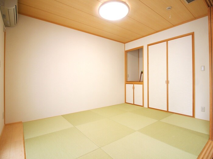 松下邸貸家の居室