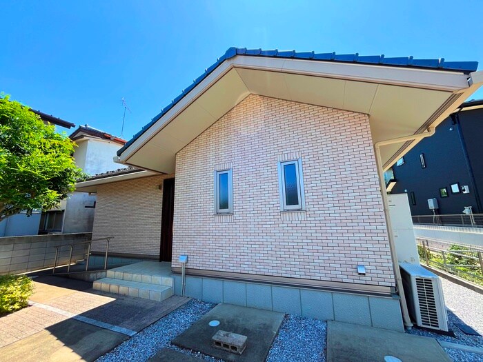 松下邸貸家の外観写真