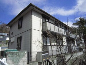 ハイツプラムウッズ外観写真