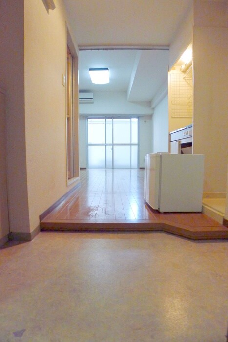 物件内観写真15　(玄関)