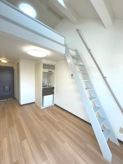 物件内観写真8　(居室)