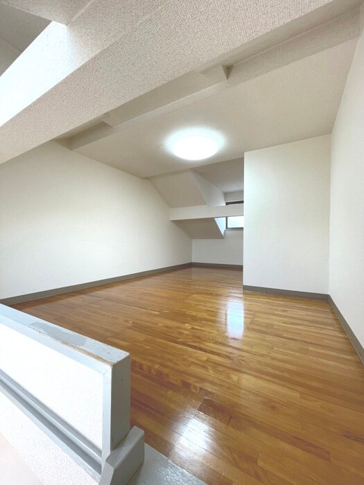 物件内観写真9　(ロフト)
