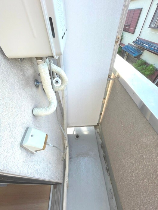 物件内観写真17　(洗濯機置場)