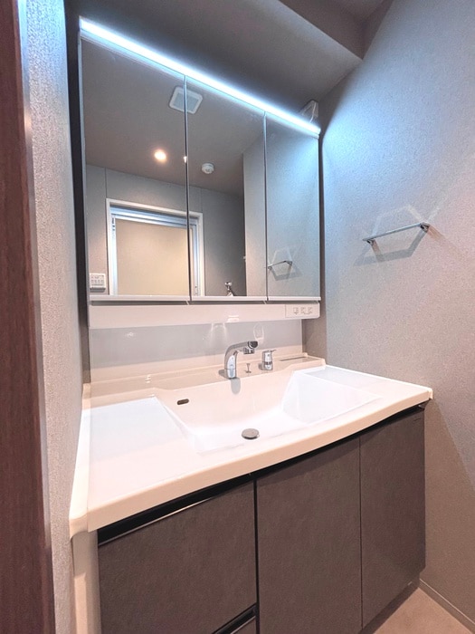 物件内観写真13　(洗面)