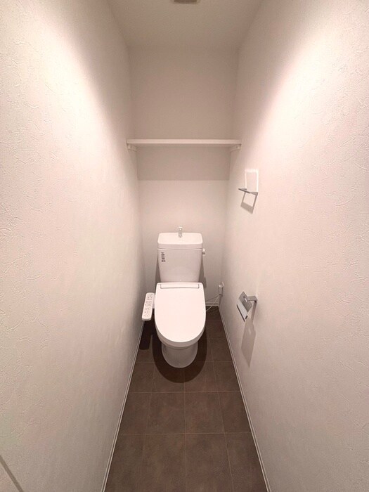 物件内観写真14　(トイレ)