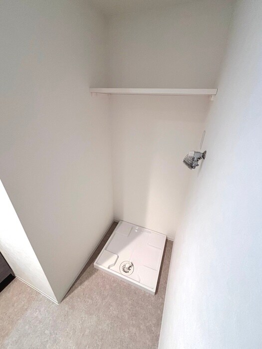 物件内観写真15　(洗濯機置場)