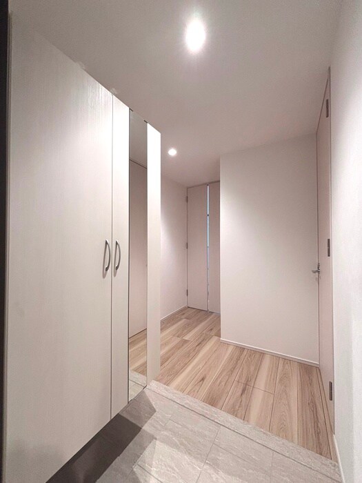 物件内観写真18　(廊下)